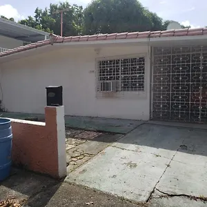  Homestay Figueroa Guest In Country Club Puerto Rico